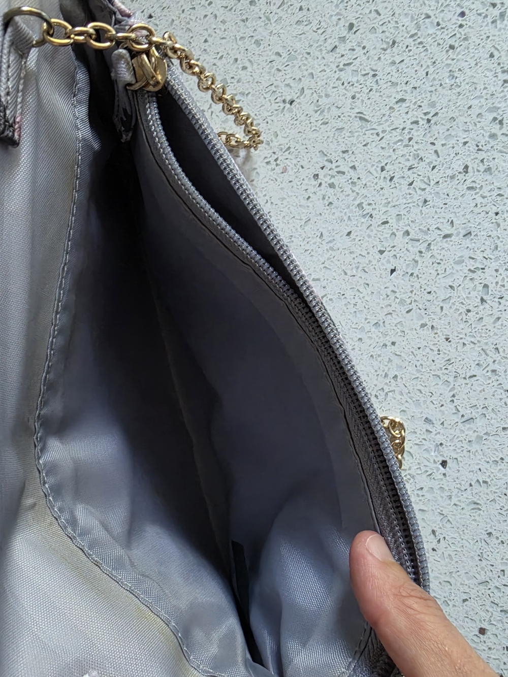 GUESS Floral Chain Crossbody Bag in Lavender - Picture 3 of 6